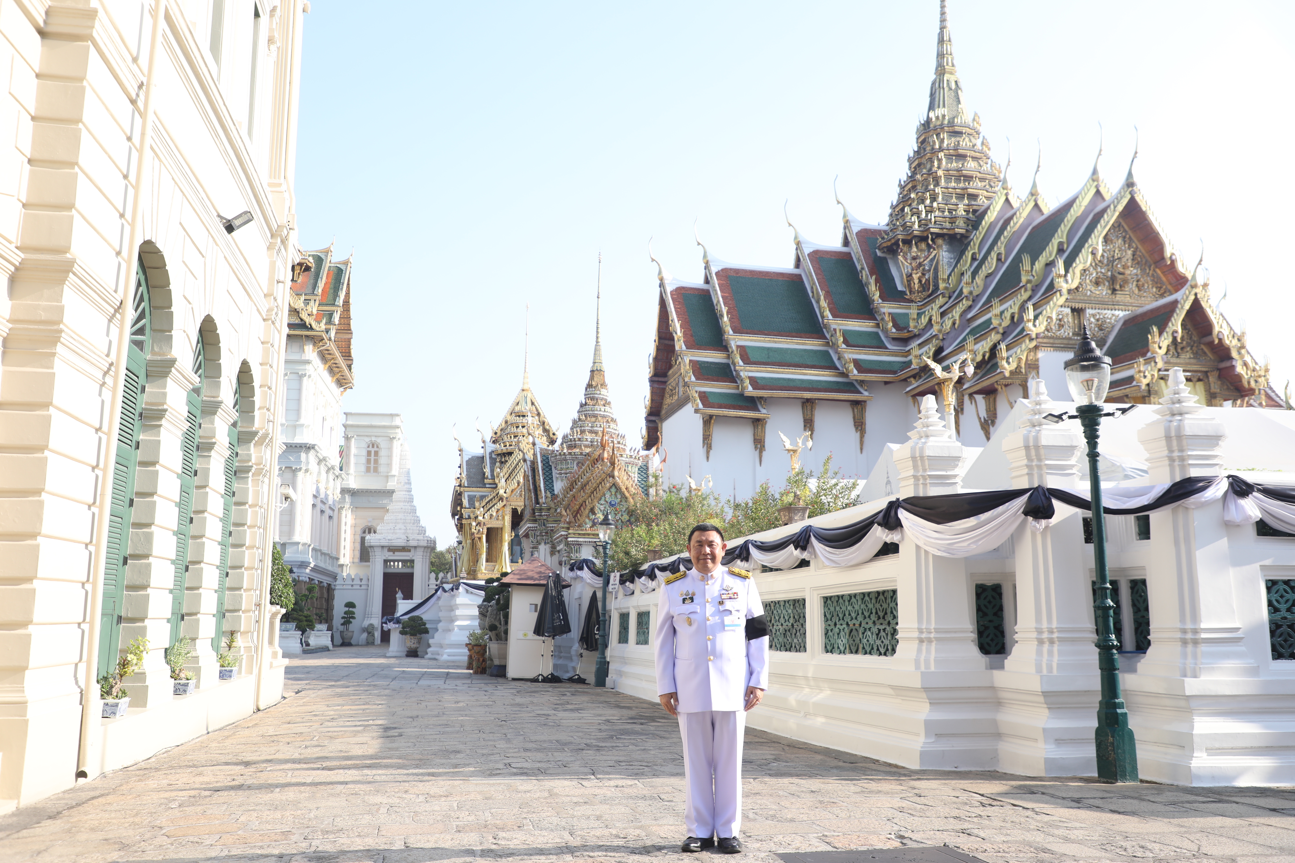title - สำนักงานการปฏิรูปที่ดินเพื่อเกษตรกรรม รับพระราชทานพระบรมราชานุญาตให้ร่วมเป็นเจ้าภาพบำเพ็ญกุศลถวายพระบรมศพ สมเด็จพระนางเจ้าสิริกิติ์ พระบรมราชินีนาถ พระบรมราชชนนีพันปีหลวง